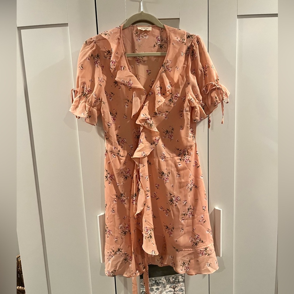 Gilli pink floral wrap dress with cute sleeve detail